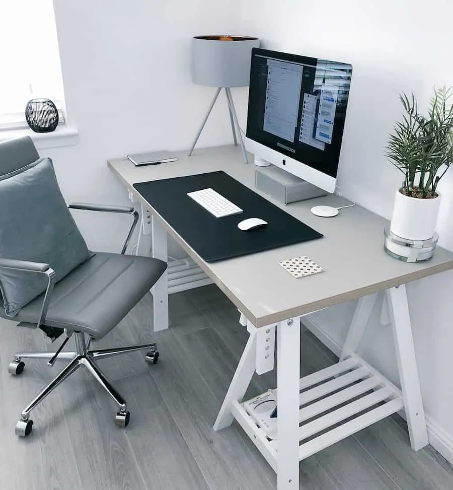 Modern Minimalist Home Office Space Ideas